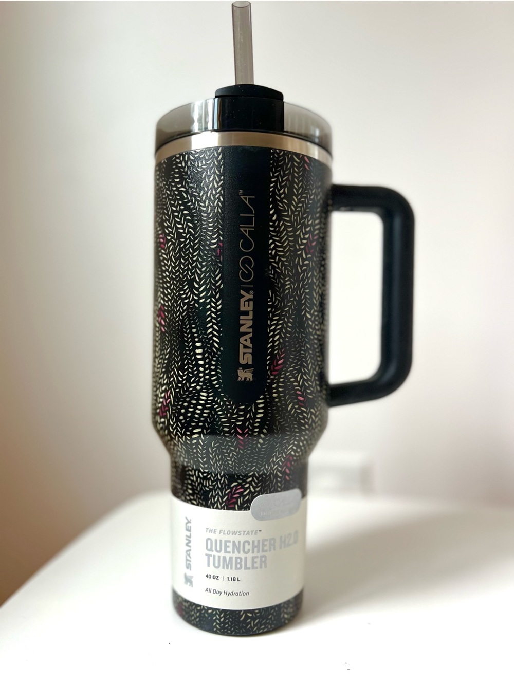 Limited edition Stanley x CALIA 40 oz
FlowState Quencher H2.0